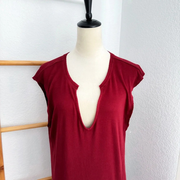 L Space Robyn Midi Dress Red Burgundy Slit Sleeveless Ribbed V-neck - Picture 3 of 12